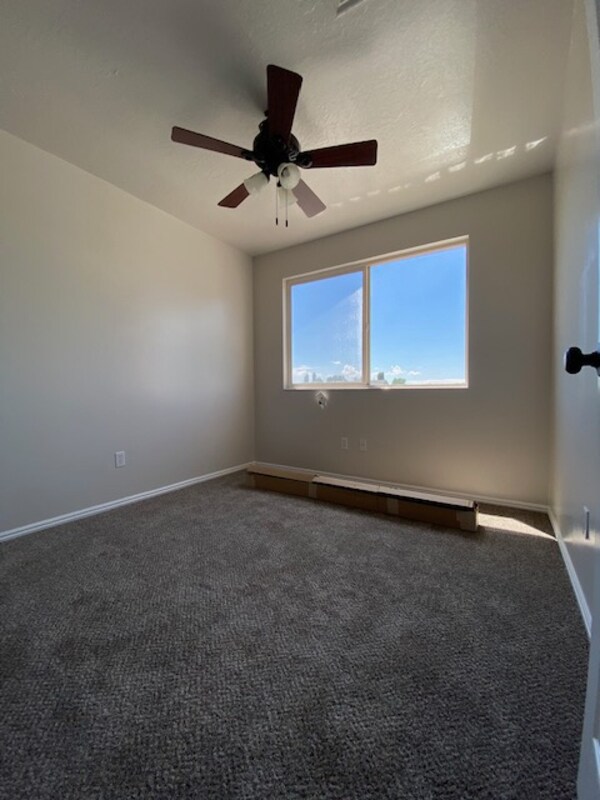 Building Photo - 2022 N 850 W