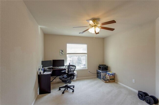 Building Photo - 15709 Belfin Dr