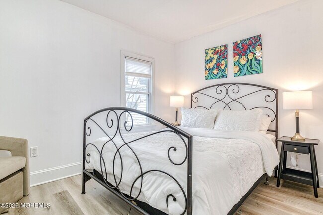 Building Photo - 132 Heck Ave