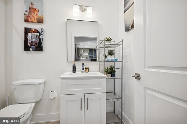 Building Photo - 1148 N 2nd St