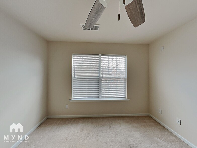 Building Photo - 10629 Claude Freeman Dr