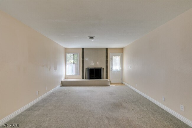 Building Photo - 3221 E Rochelle Ave