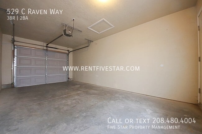Building Photo - 529 Raven Way
