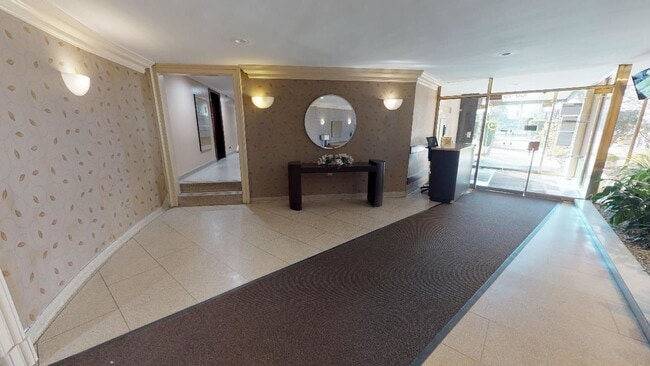 Building Photo - 10025 Queens Blvd