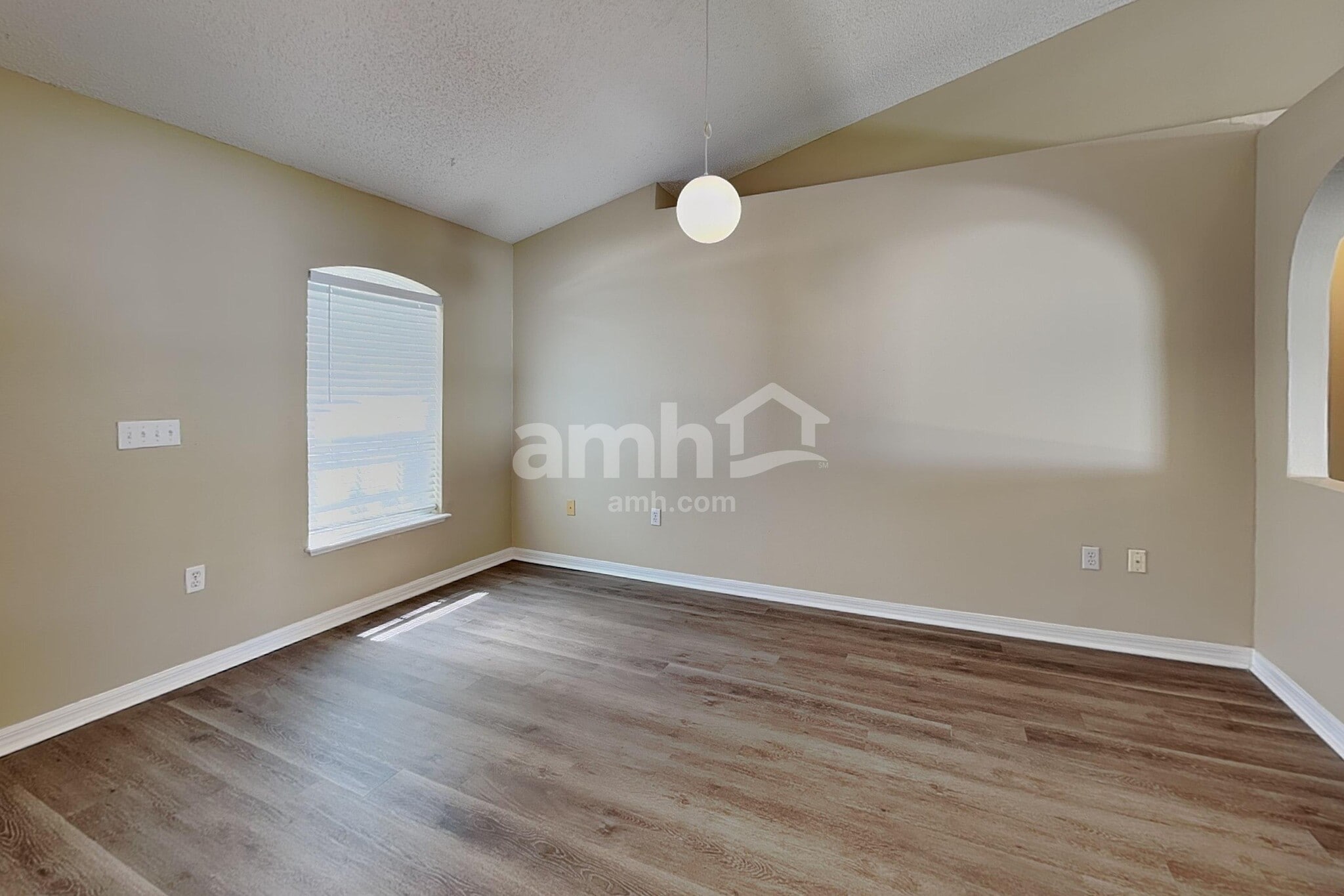 Building Photo - 147 Timbercreek Pines Cir