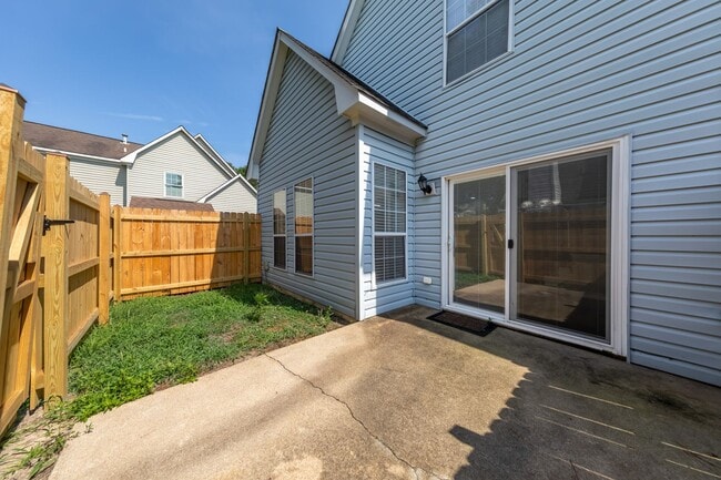 Building Photo - 308 Ferguson Bend
