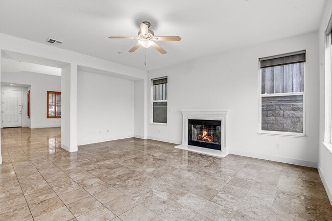 Building Photo - Magnificent home in San Bruno