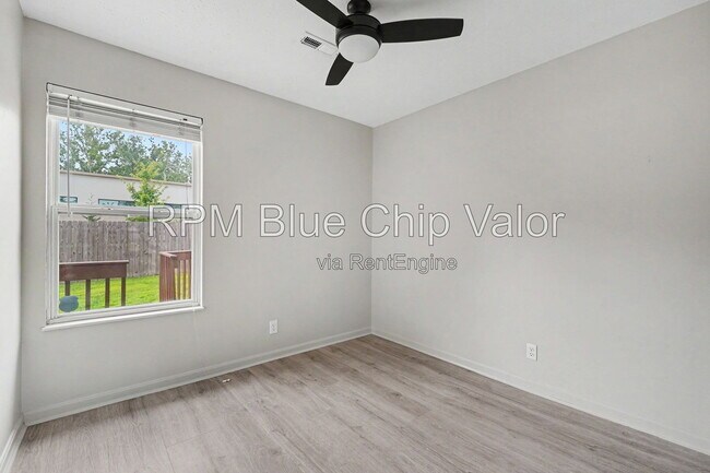 Building Photo - 5133 Cook Ave