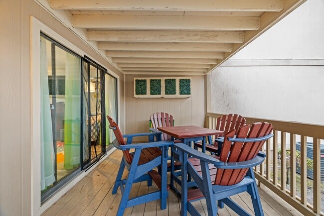 Building Photo - 3015 Old Bryan Dr