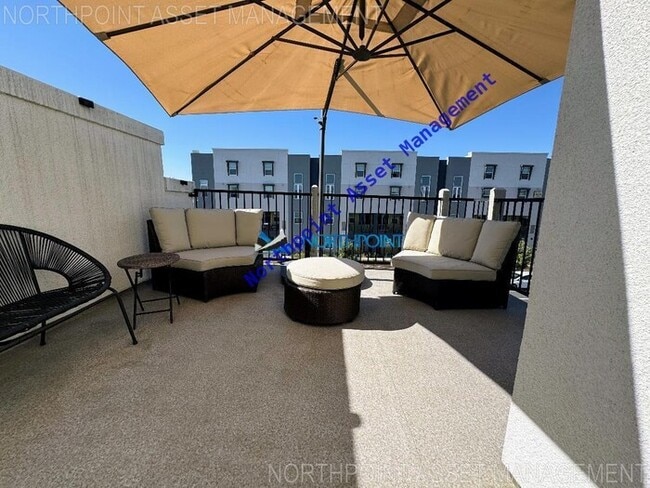 Building Photo - Fully Furnished 1-Bedroom Condo for Rent i...
