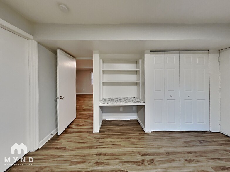 Building Photo - 108 Wellington Dr