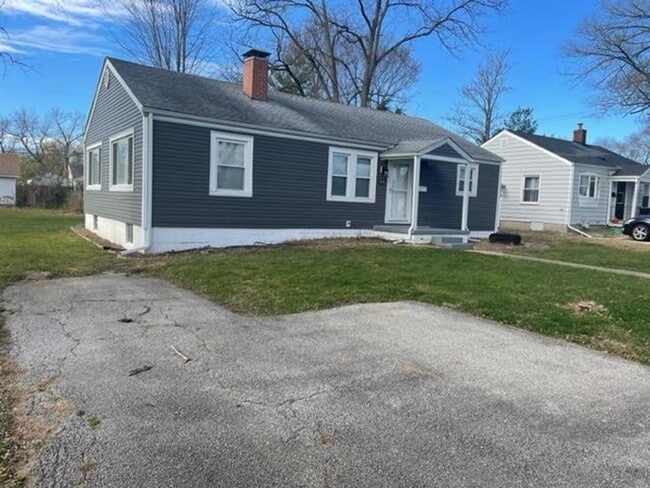 Primary Photo - 3 Bedroom, 1 bath Ranch Home Ready for Lease!