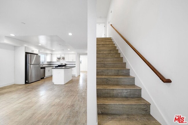 Building Photo - 14228 Sylvan St