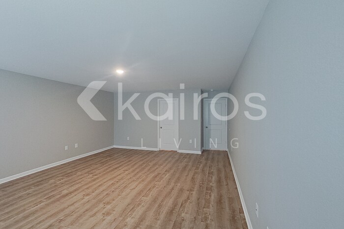 Building Photo - 1139 Freedom Pkwy