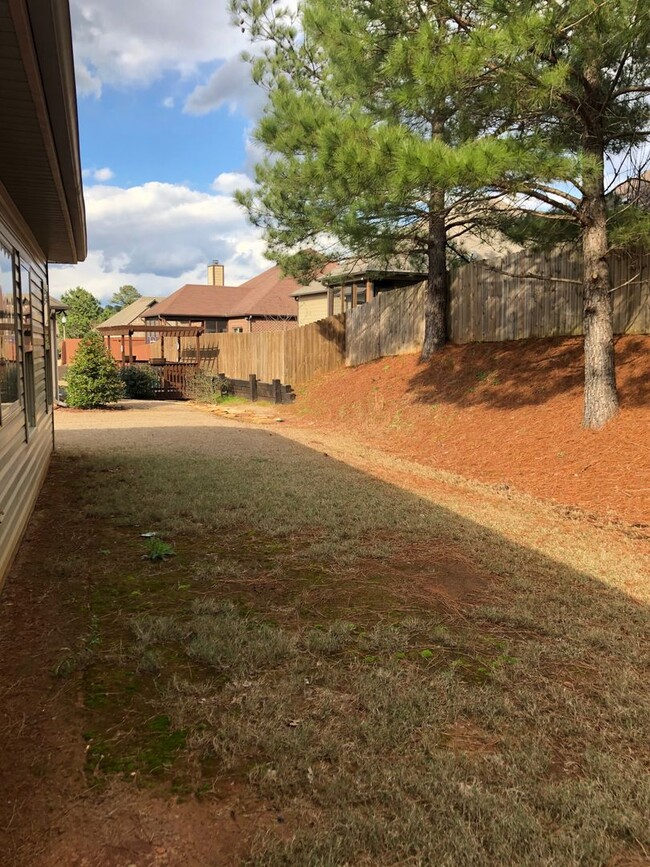 Building Photo - Coming Soon For Rent in Moody!