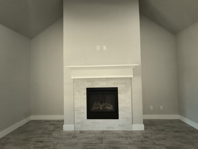Building Photo - 6259 NW 178th Cir