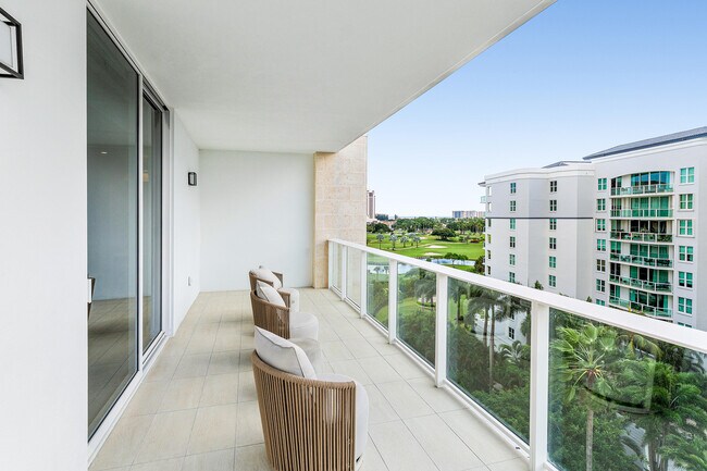 Building Photo - 220 SE Mizner Blvd