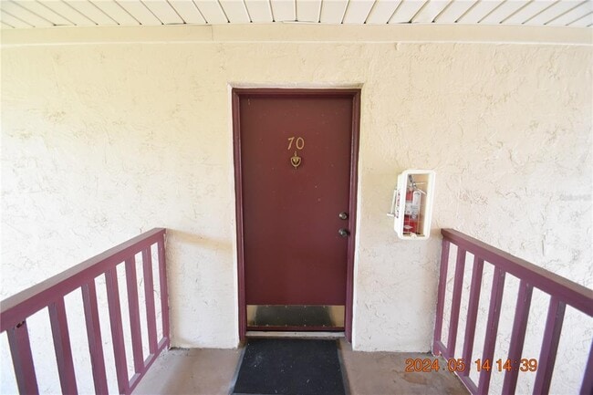 Building Photo - 3814 N Lake Dr