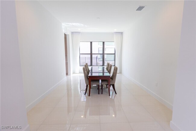 Building Photo - 20412 Estero Xing Blvd