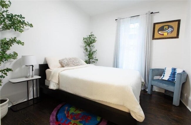 Building Photo - 938 Ormewood Ave SE