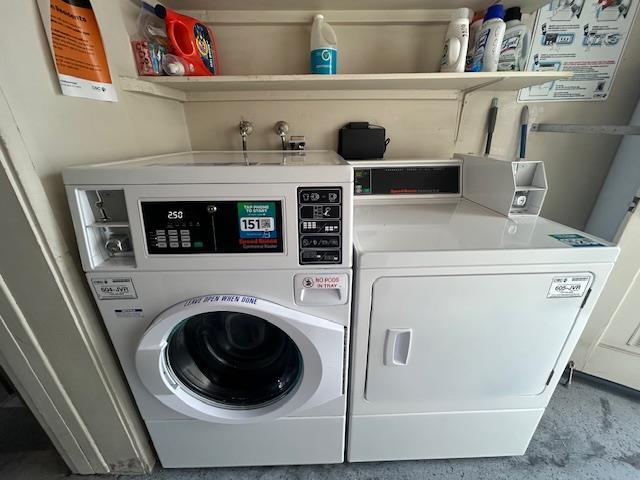 Building Photo - 6090 Montgomery Ct