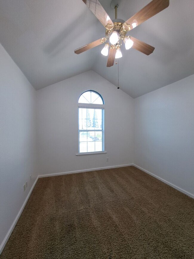 Building Photo - Move in Special: Half OFF your 1st Month's Rent! Elegant 4 Bedroom Home w/ Upstairs Loft Move in ...