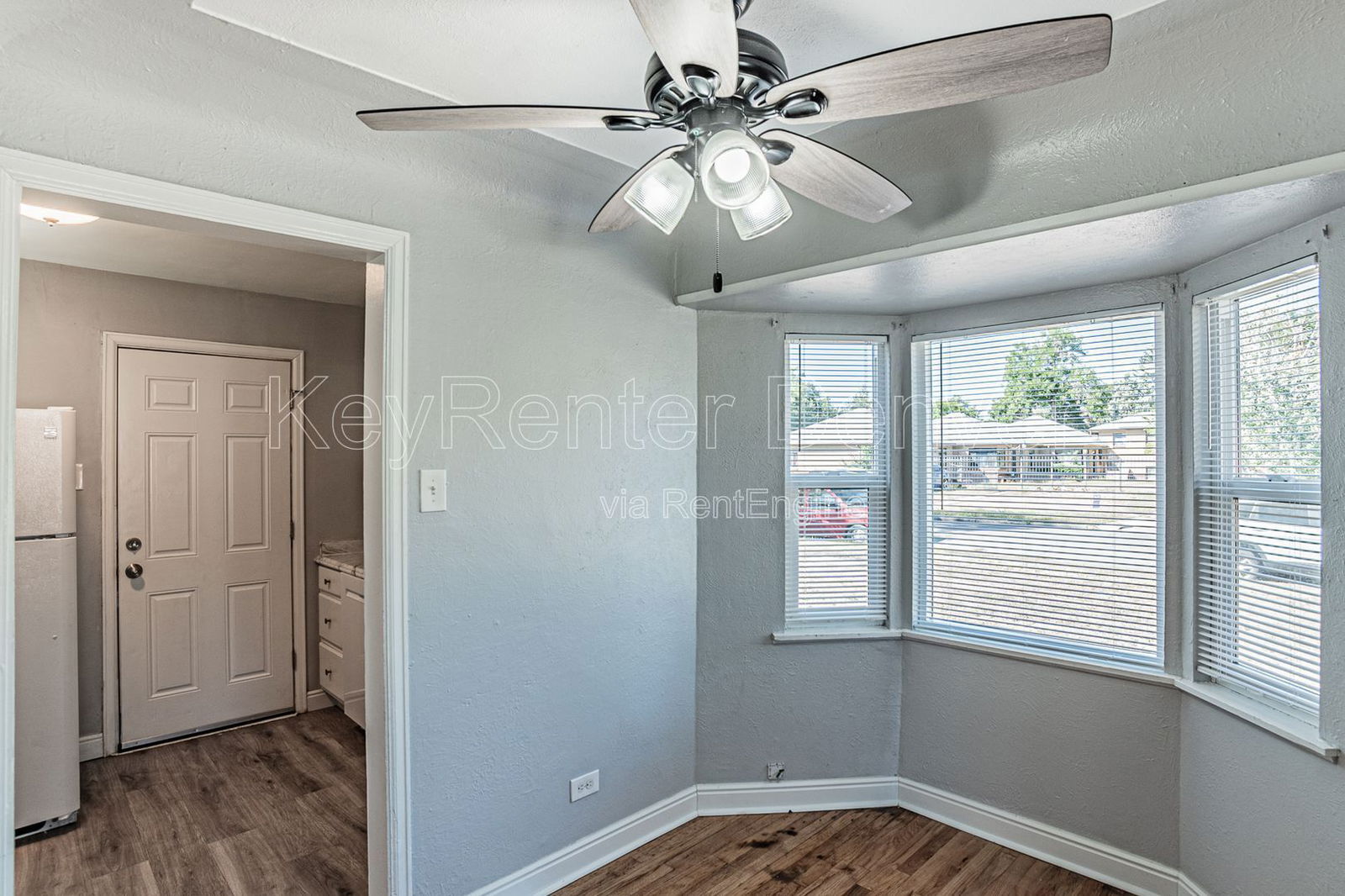 Building Photo - 1570 Trenton St