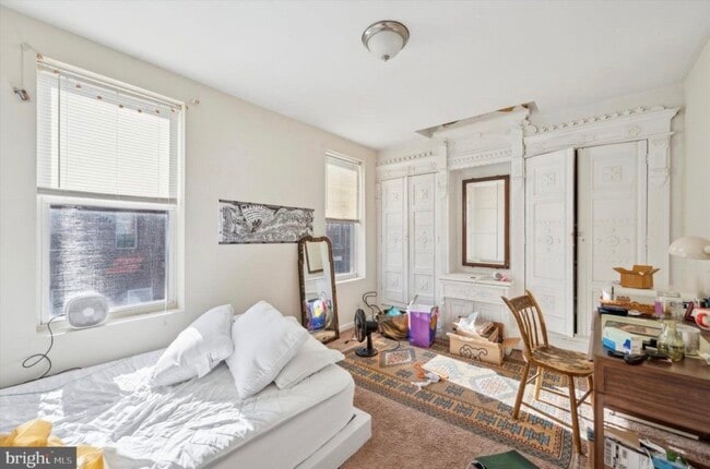 Building Photo - 1531 Fontain St