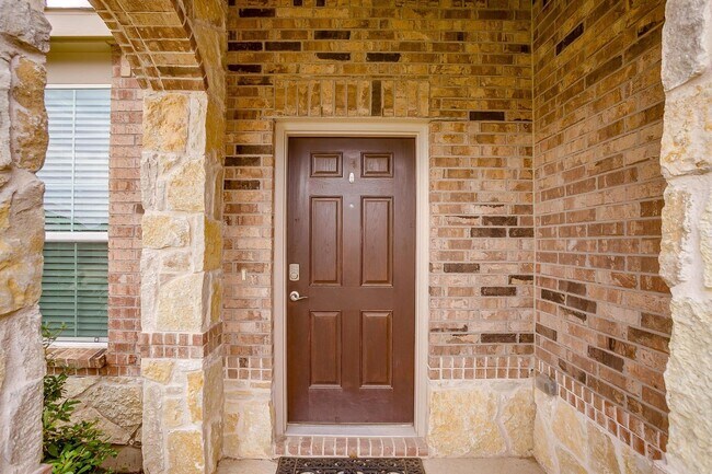 Building Photo - Beautiful Home in Highly Desired Sunset Pointe- 3 Bed, 2 Bath in SW Fort Worth- Crowley ISD- 76123