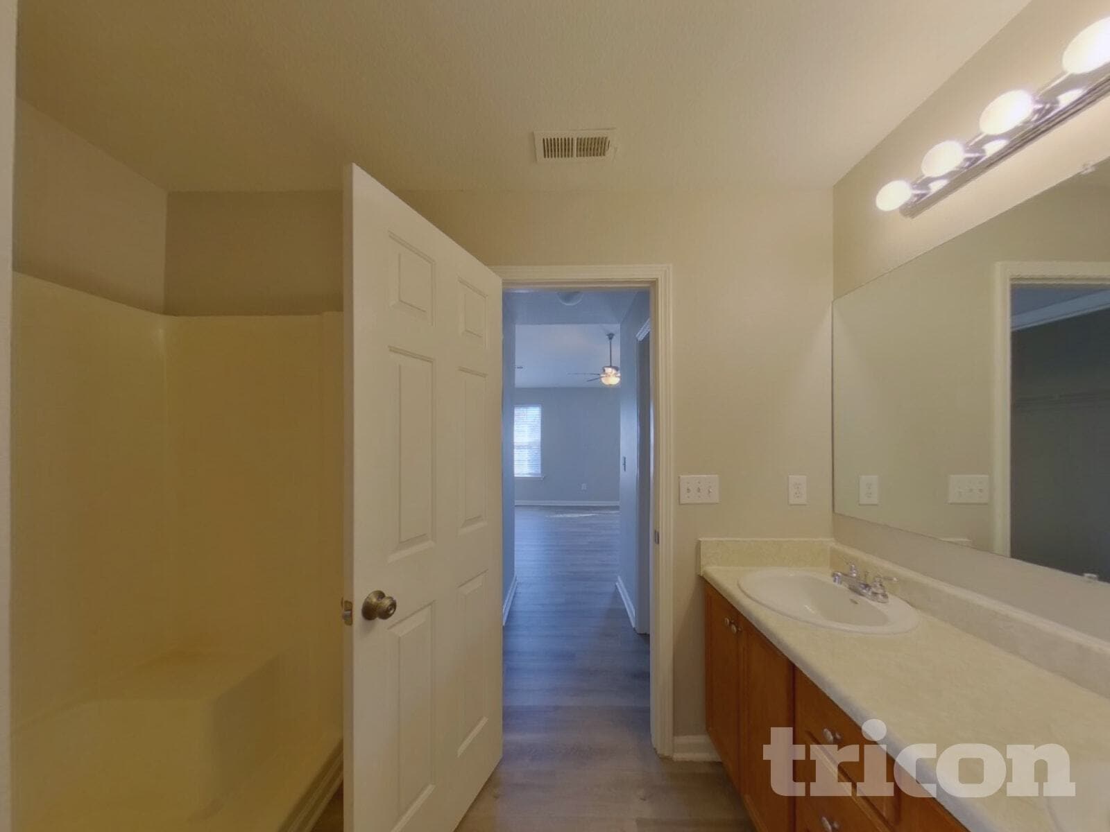 Building Photo - 427 Lynnell Way