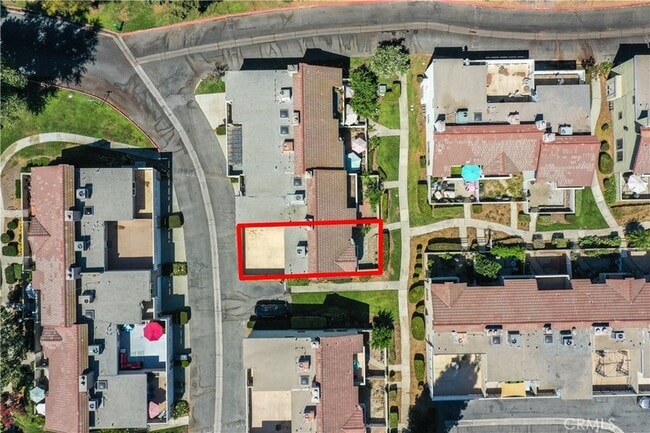 Building Photo - 5422 Chippewa Ct