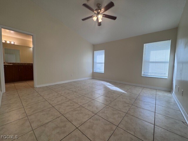 Building Photo - 1118 Copley St E