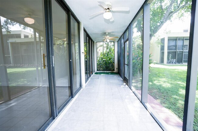 Building Photo - 2941 SW 87th Ave