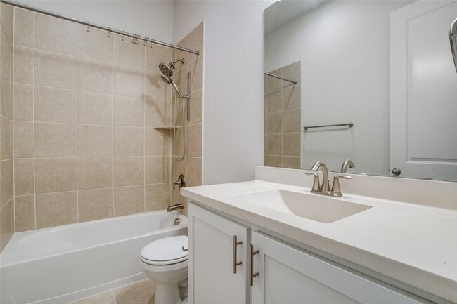 Building Photo - 6208 Exeter Ave