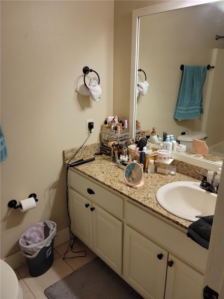 Building Photo - 3164 N Barnsbury Terrace