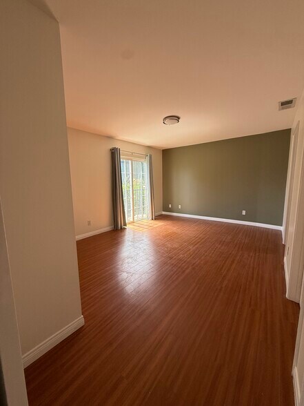Building Photo - 2446 S Centinela Ave