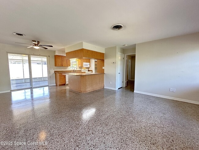 Building Photo - 4780 E Key Dr