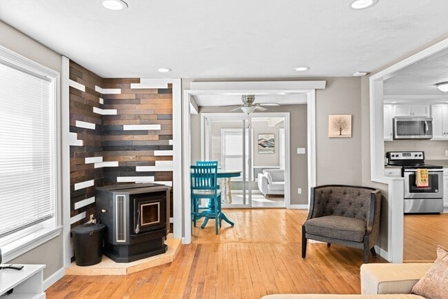 Building Photo - 15 Packard Ave