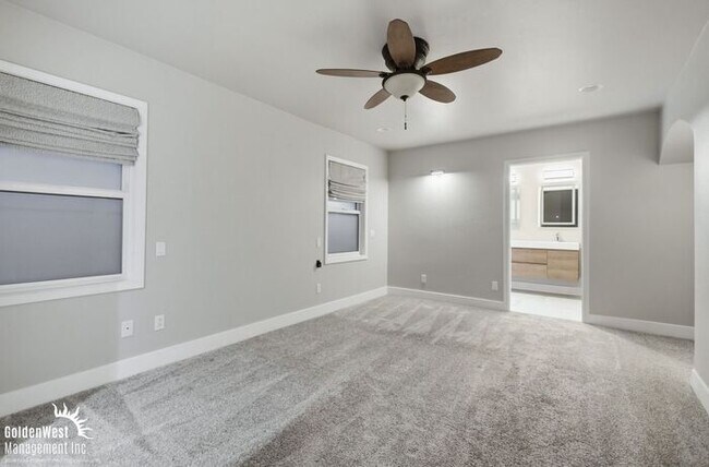 Building Photo - Stunningly Renovated 3Bdm 2Ba Home + Casita in Poway!