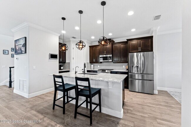 Building Photo - 8215 Millbrook Ave