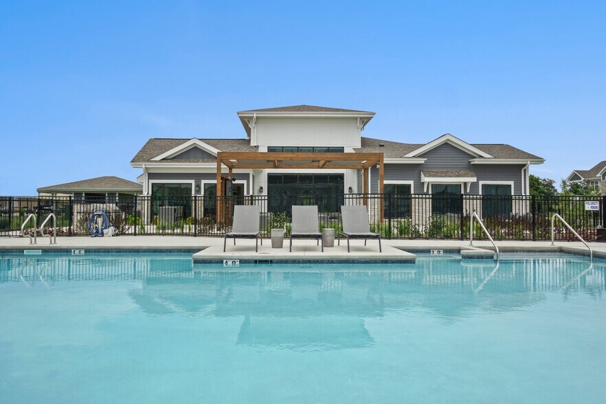 Seasons at Plainfield 13915 S Autumn Way Plainfield IL 60544