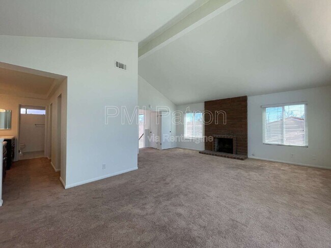 Building Photo - 21909 Huron Ln