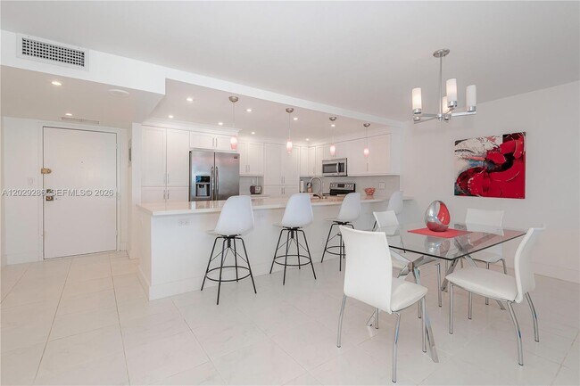Building Photo - 3800 S Ocean Dr