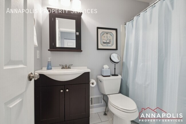 Building Photo - 364 Ellenham Ct