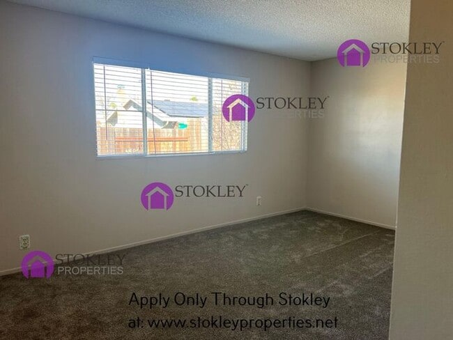 Building Photo - 1784 W Cypress Rd