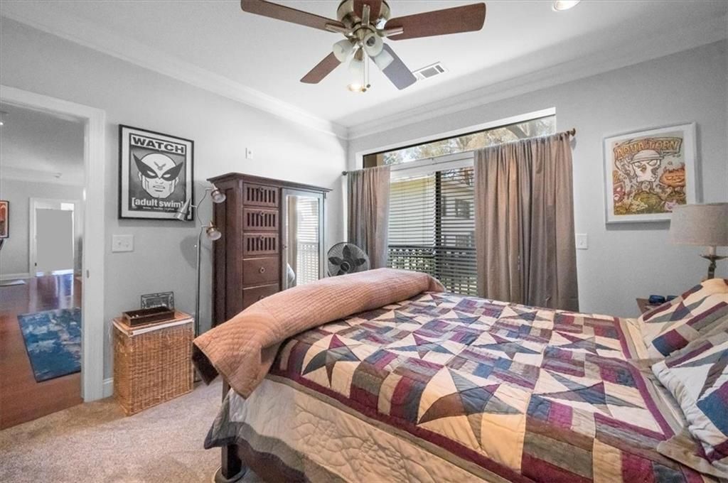 Building Photo - 2230 Cheshire Bridge Rd NE