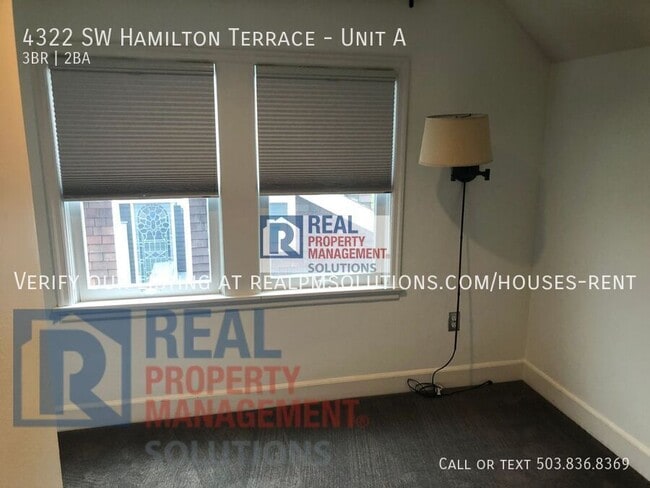 Building Photo - 4322 SW Hamilton Terrace
