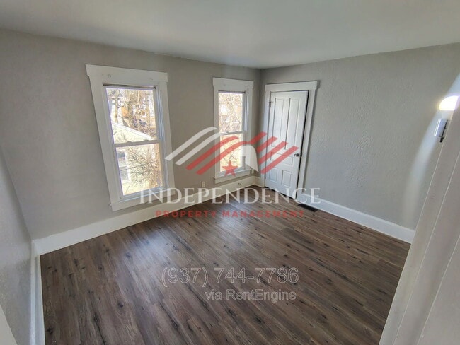 Building Photo - 515 Crawford St