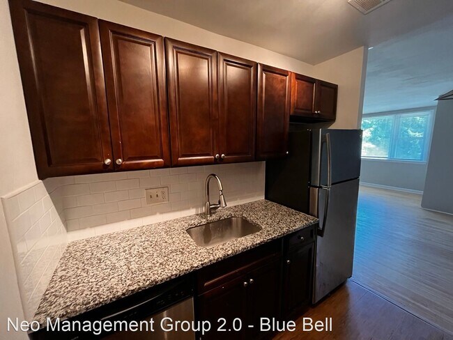 Building Photo - 2 br, 1 bath House - 6901-29 Valley Ave Un...