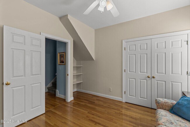 Building Photo - 5415 Dunmore Rd